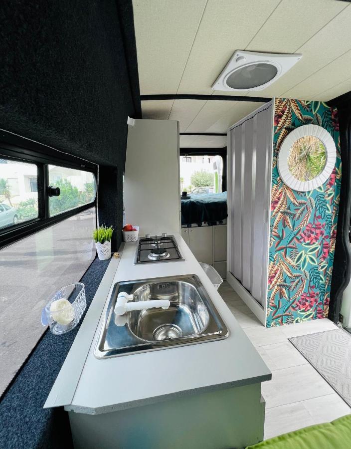On Road- Feel Freedom With Campervan! Guincho  ภายนอก รูปภาพ