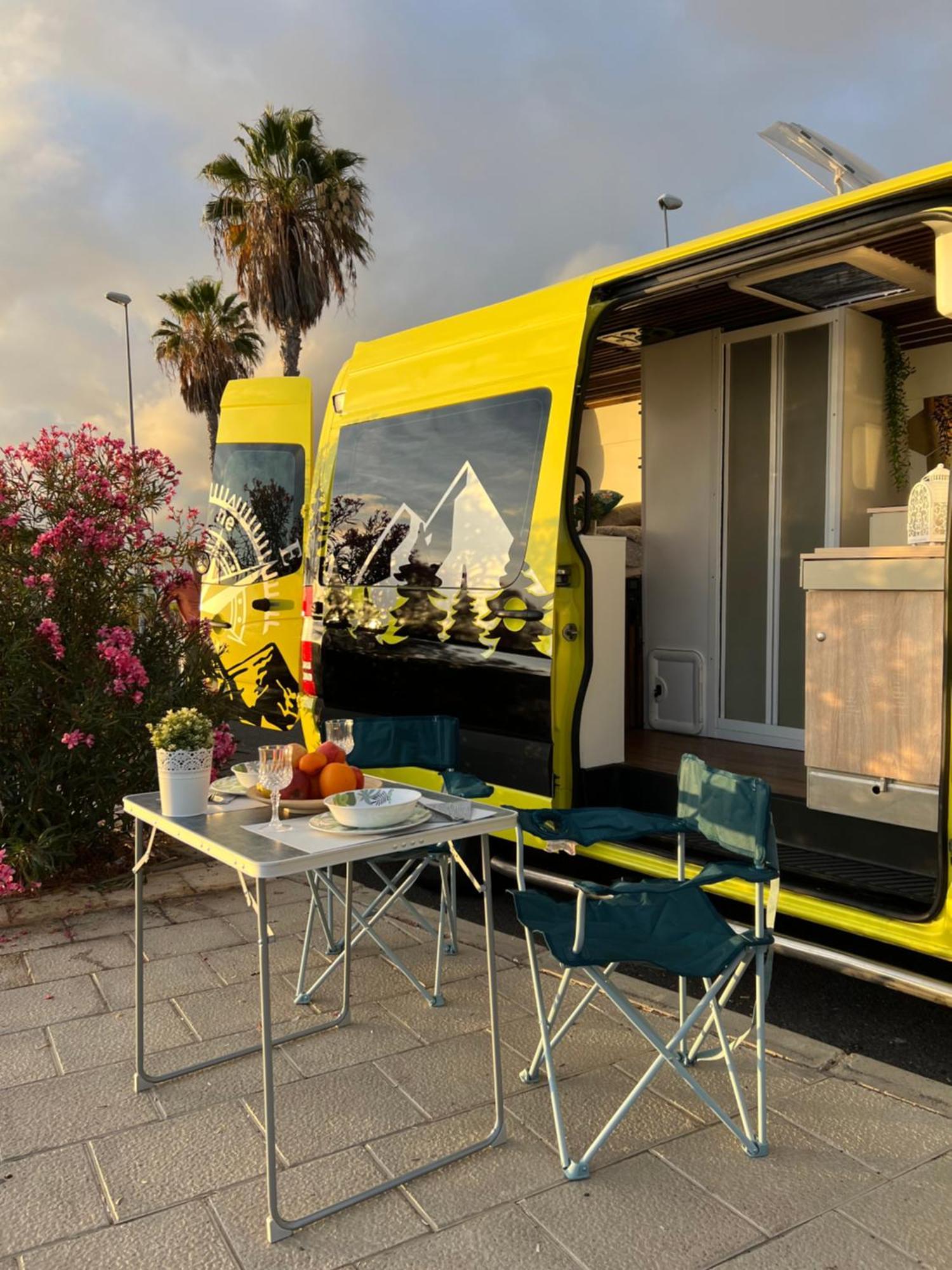 On Road- Feel Freedom With Campervan! Guincho  ภายนอก รูปภาพ