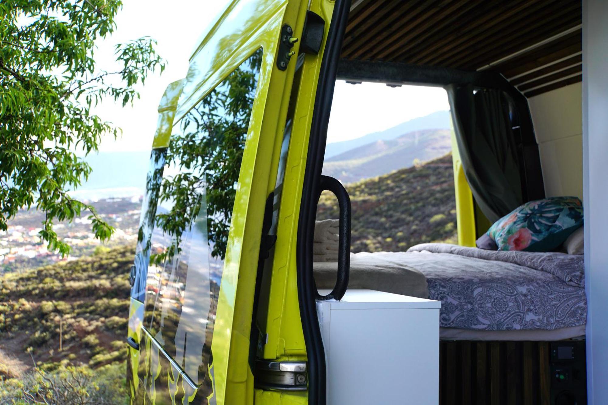 On Road- Feel Freedom With Campervan! Guincho  ภายนอก รูปภาพ